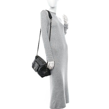 Chanel Glazed Caviar Pocket In The City Shoulder Bag Black 2 of 11