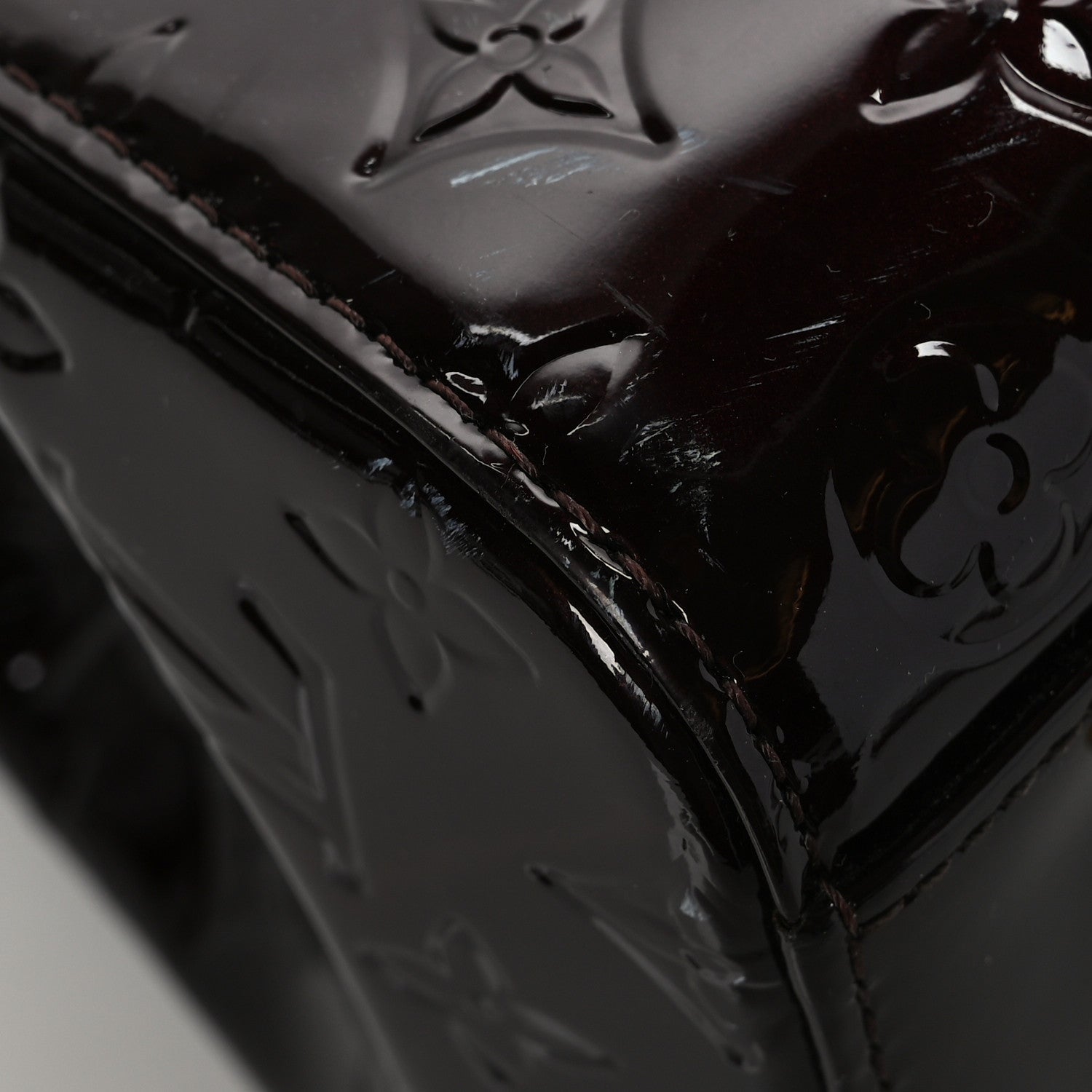 Louis Vuitton Vernis Brea MM Amarante 10 of 12