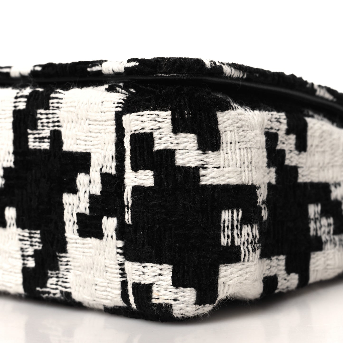 Tweed Macro Houndstooth Small Caro Bag Black White