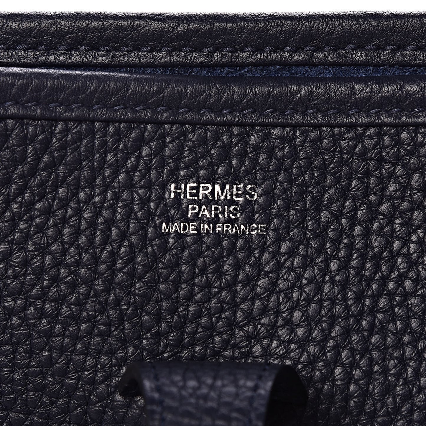 Taurillon Clemence Evelyne III PM Bleu Nuit