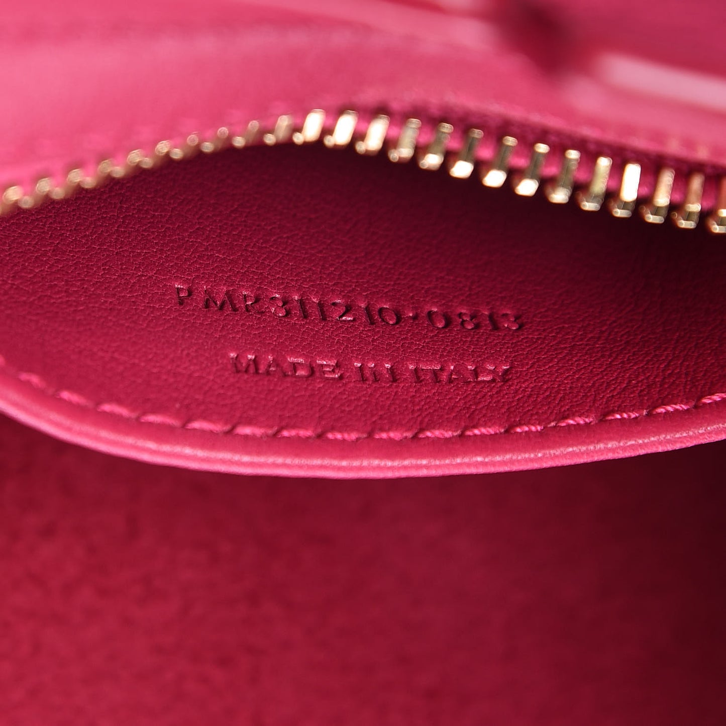 Calfskin Small Classic Y Cabas Fuchsia