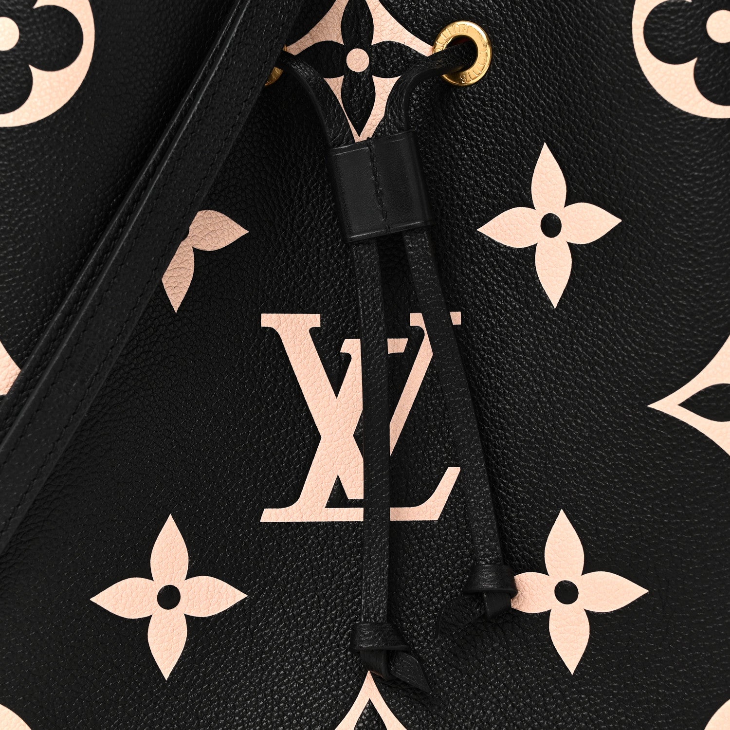 Louis Vuitton Empreinte Monogram Giant Neonoe MM Black Beige 8 of 11