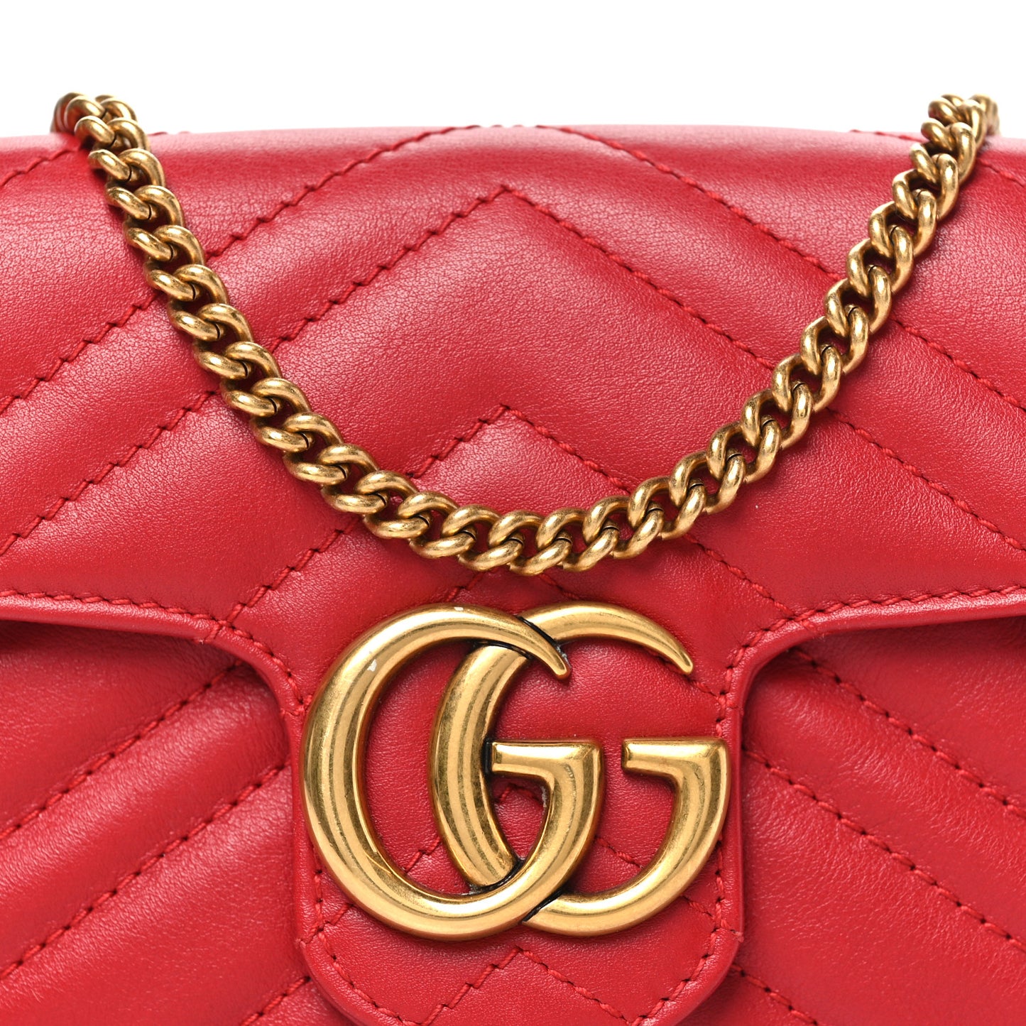 Calfskin Matelasse Super Mini GG Marmont Shoulder Bag Hibiscus Red