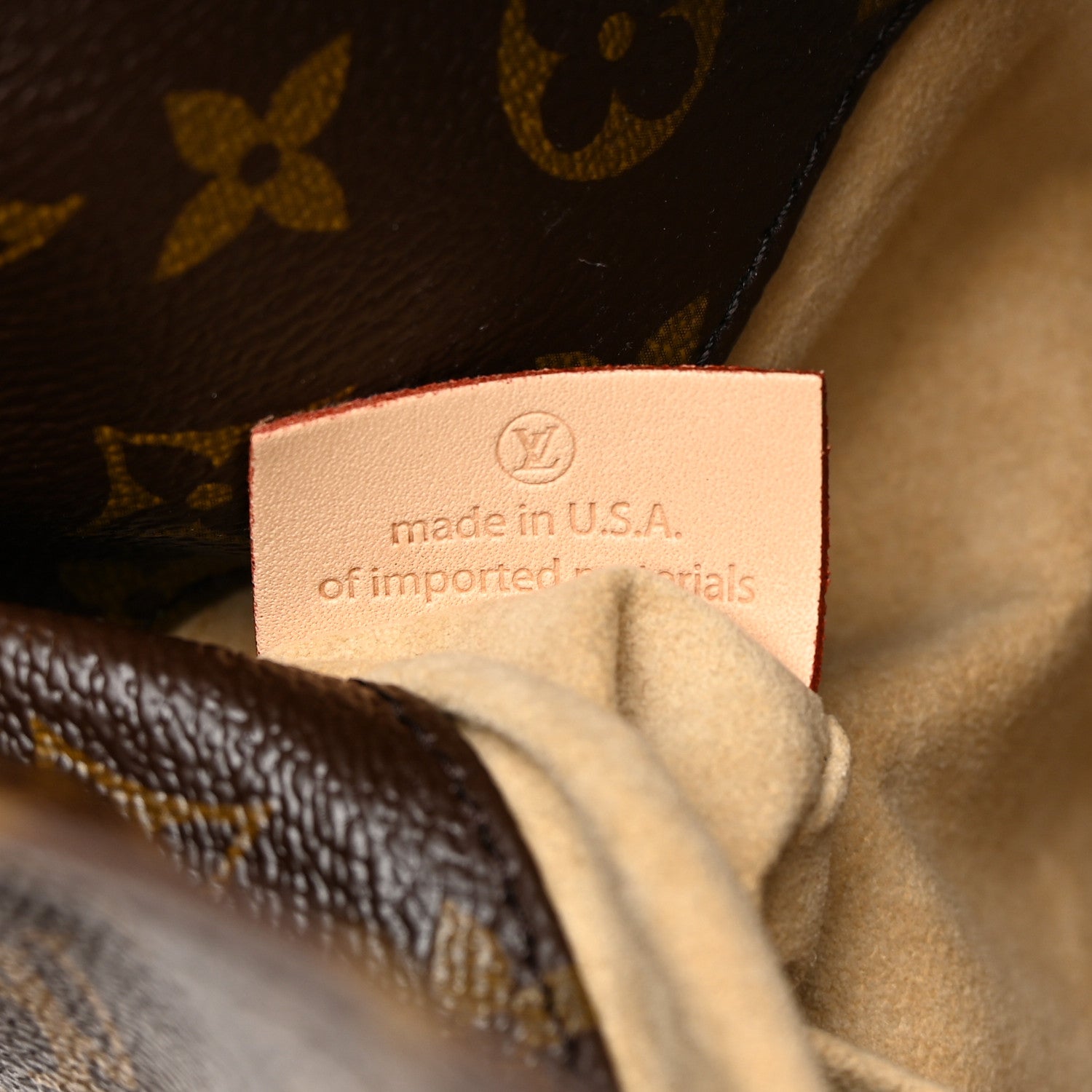 Louis Vuitton Monogram Artsy MM 7 of 13