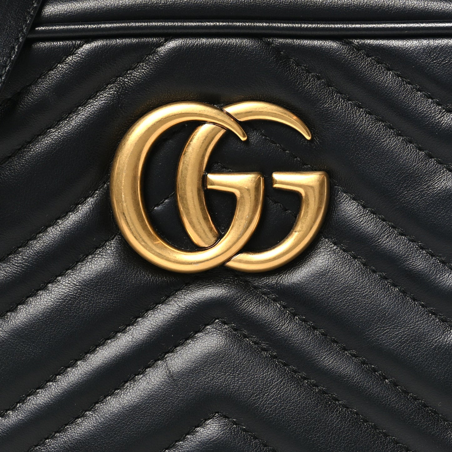 Calfskin Matelasse Small GG Marmont Chain Shoulder Bag Black