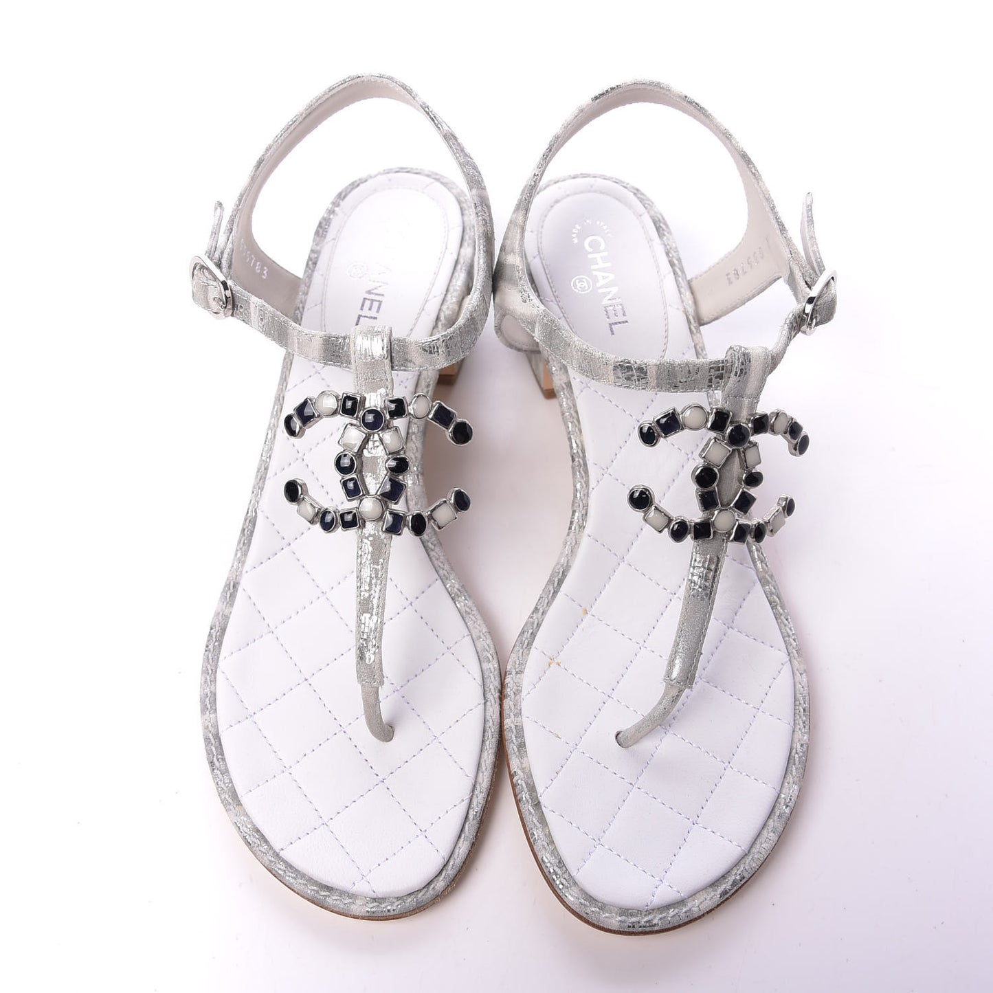 Laminated Suede Goatskin CC Thong Sandals 38 White Silver