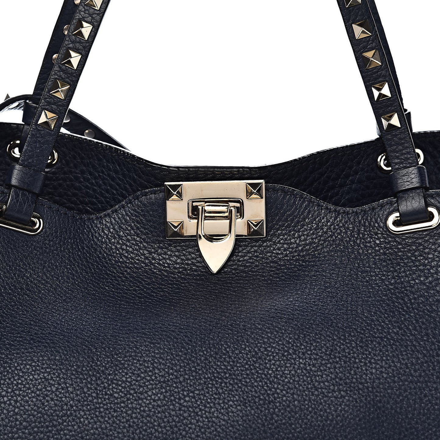 Pebbled Calfskin Medium Rockstud Tote Marine