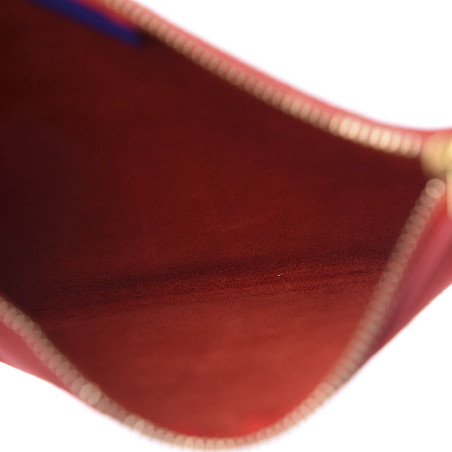 Smooth Calfskin Triangle Open Sac Indigo