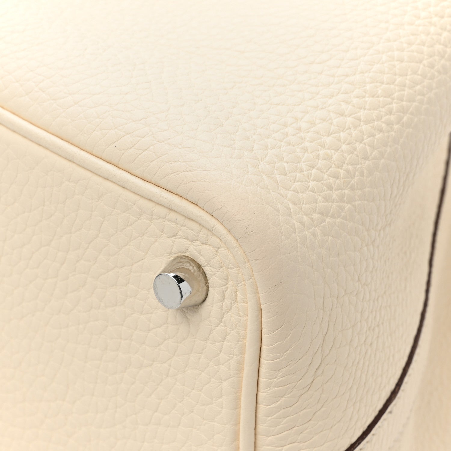 Hermes Taurillon Clemence Picotin Lock 18 PM Nata 18 of 20