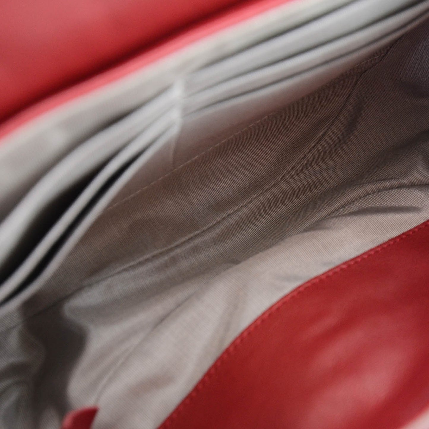 Lambskin Half Moon Wallet On Chain WOC Red