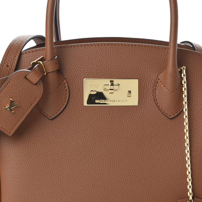 Louis Vuitton Veau Nuage Milla PM Gold 10 of 10