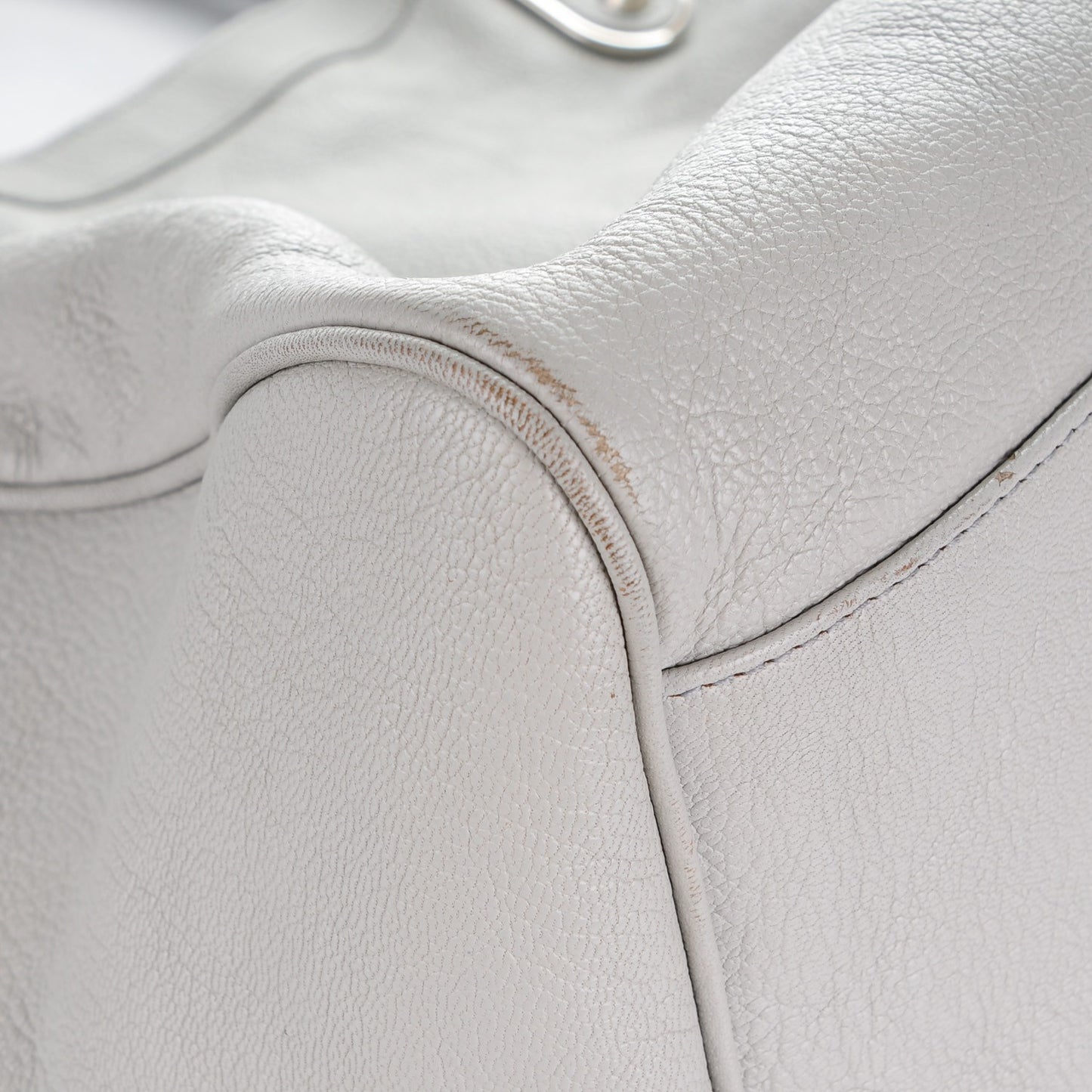 Chevre Silver Metallic Edge Hardware Velo Gris Perle
