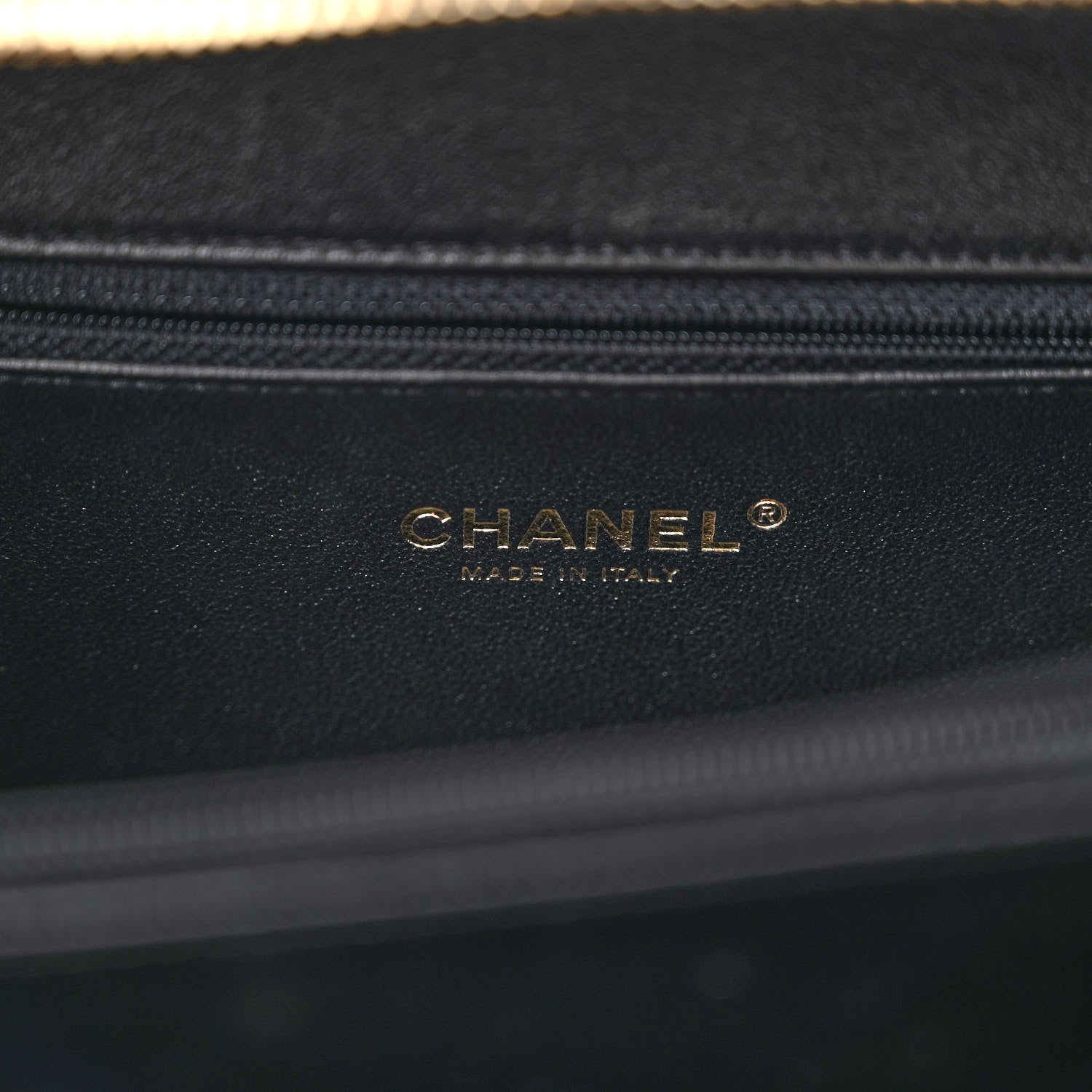 Chanel Caviar Quilted Medium CC Filigree Vanity Case Black 6 of 10