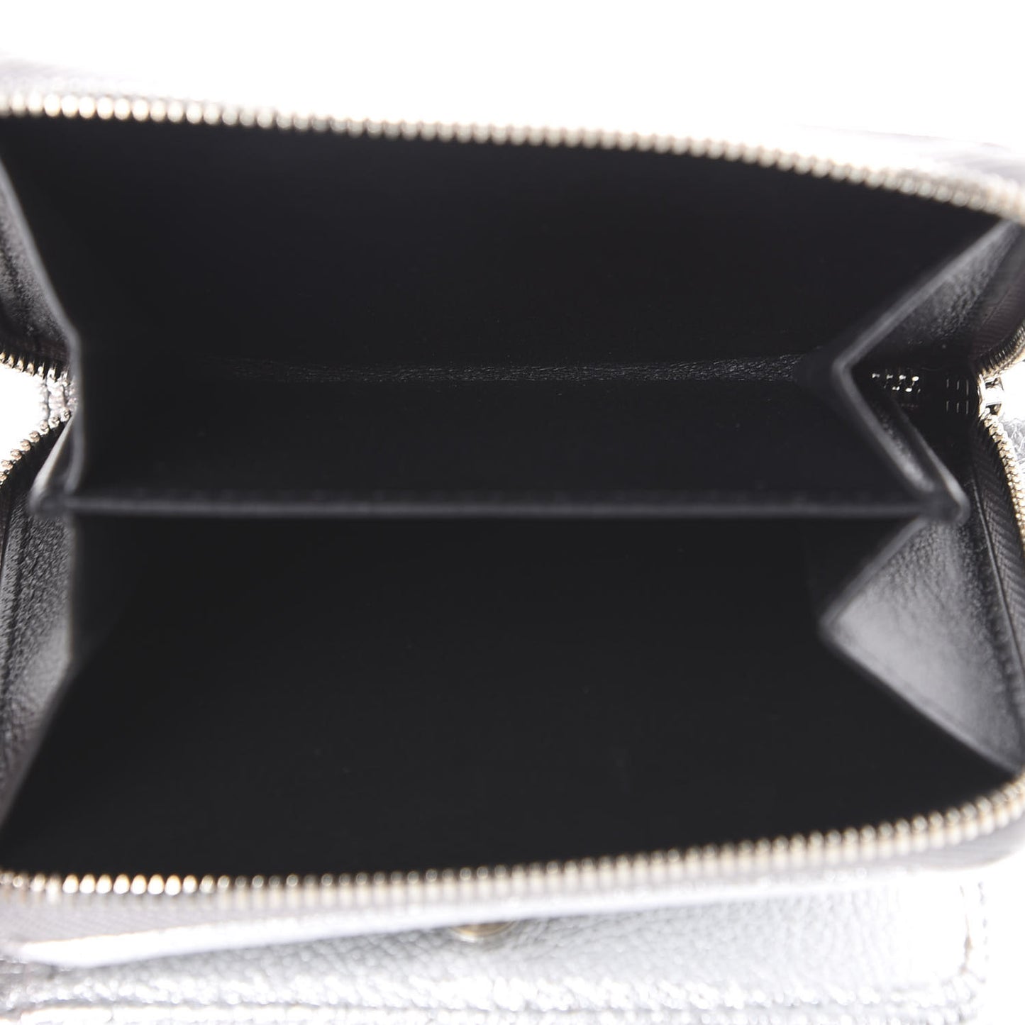 Metallic Goatskin Logo Everyday Multi Zip Wallet Argent Black