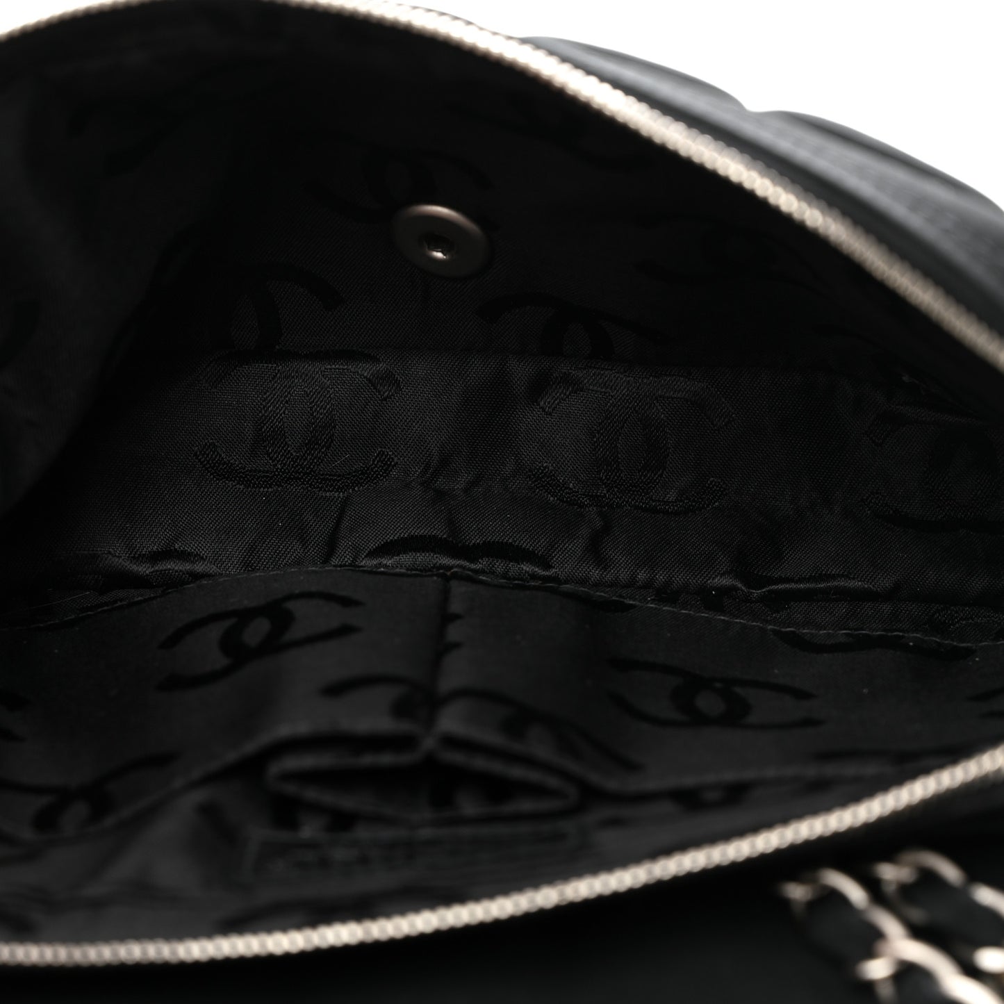 Nylon Square Quilted Flap Black
