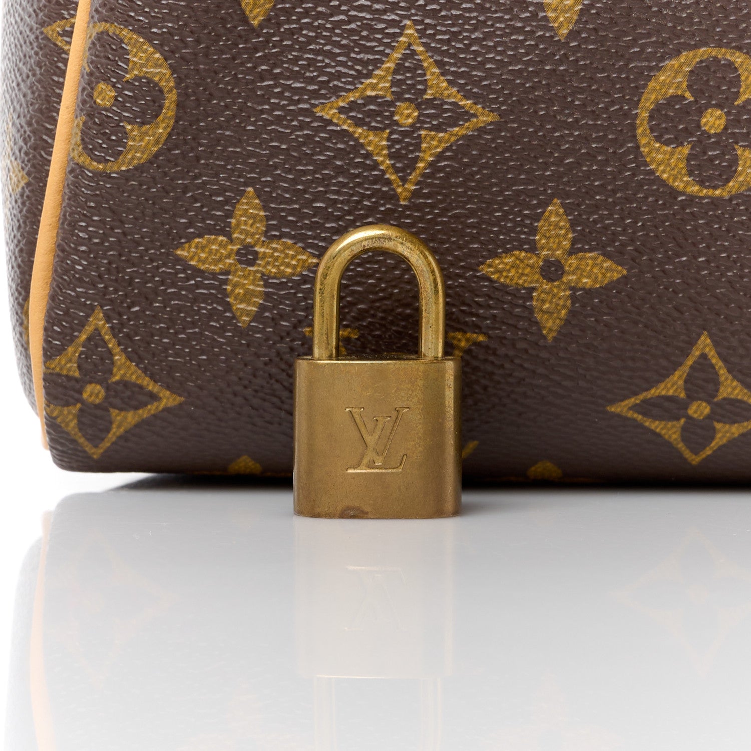Louis Vuitton LOUIS VUITTON Monogram Speedy 25 10 of 15