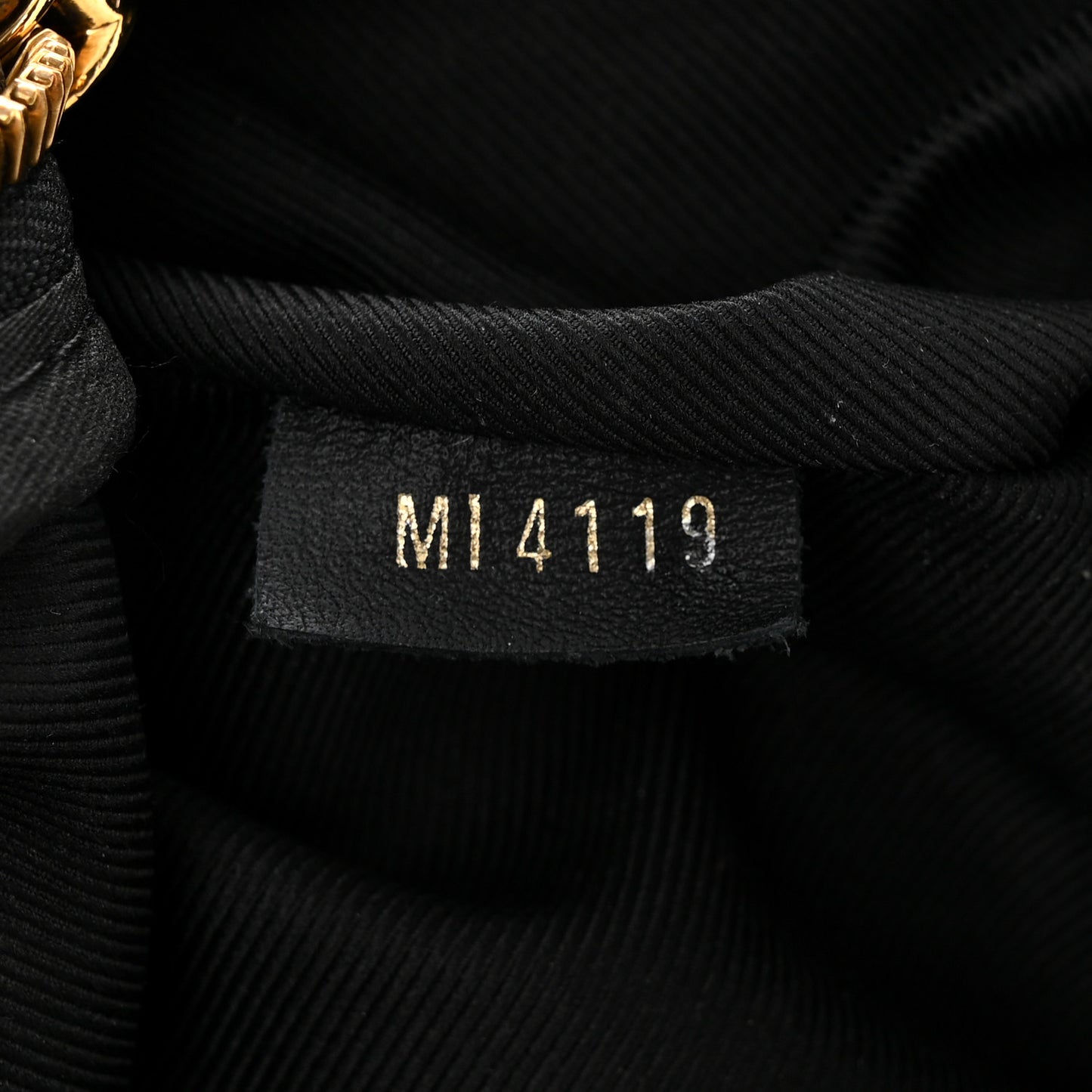 Calfskin Quilted New Wave Bumbag Black