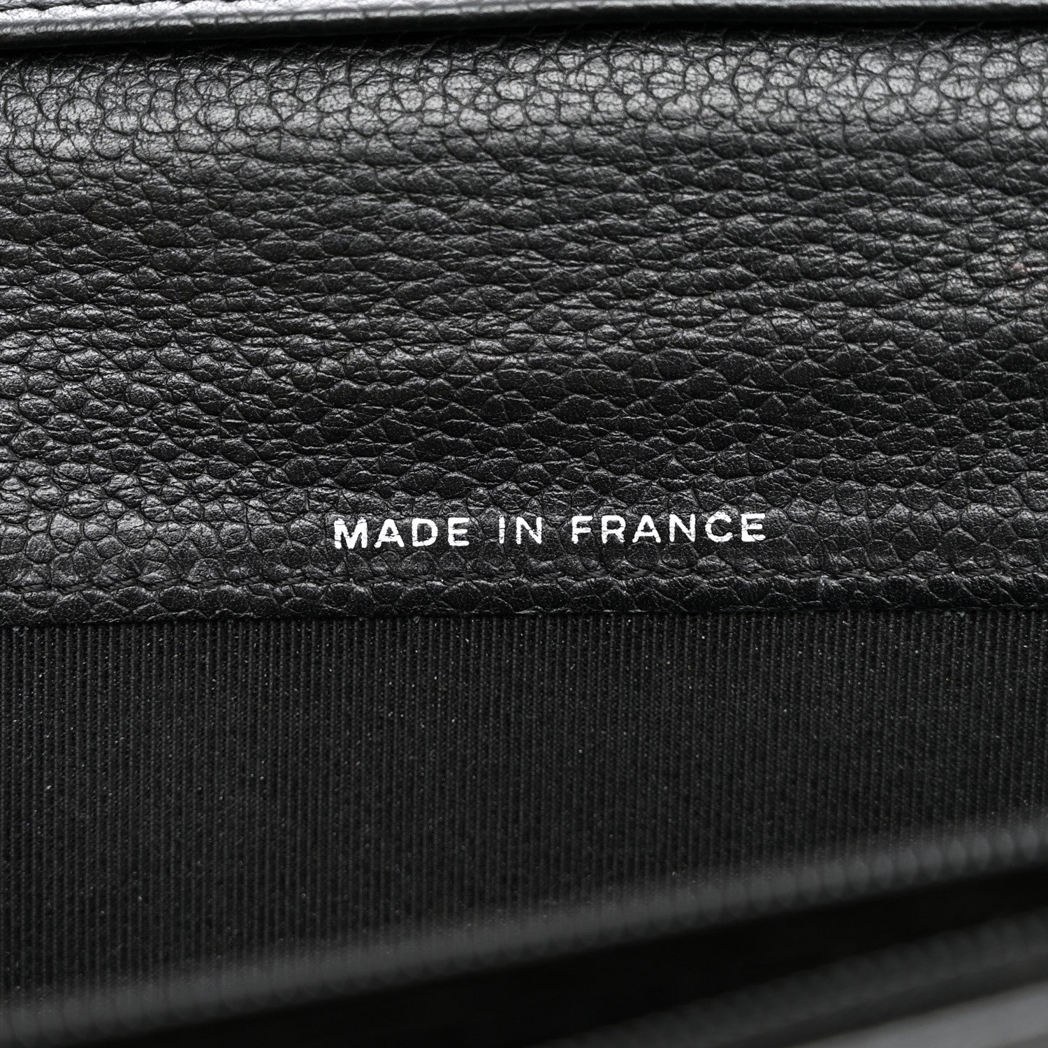 Chanel Caviar Quilted Yen Wallet Black 6 of 9
