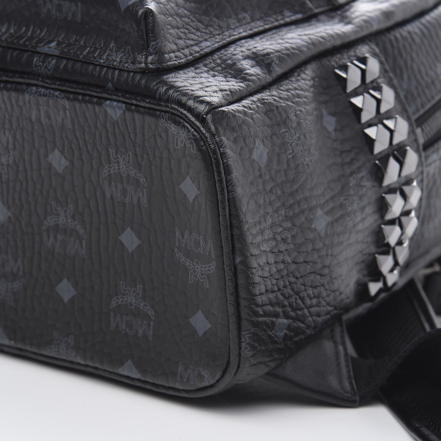 Visetos Small Side Stud Stark Backpack Black