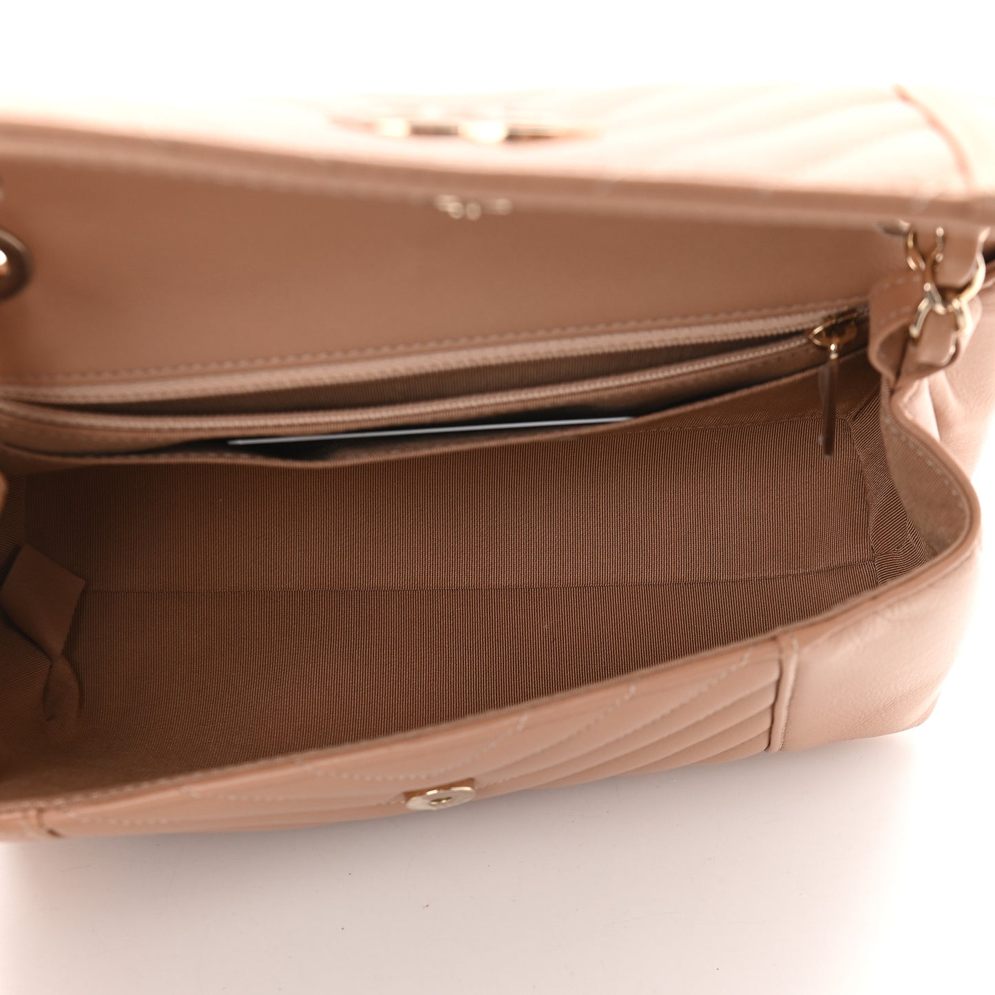 Calfskin Quilted Medium Daily Chevron Flap Beige