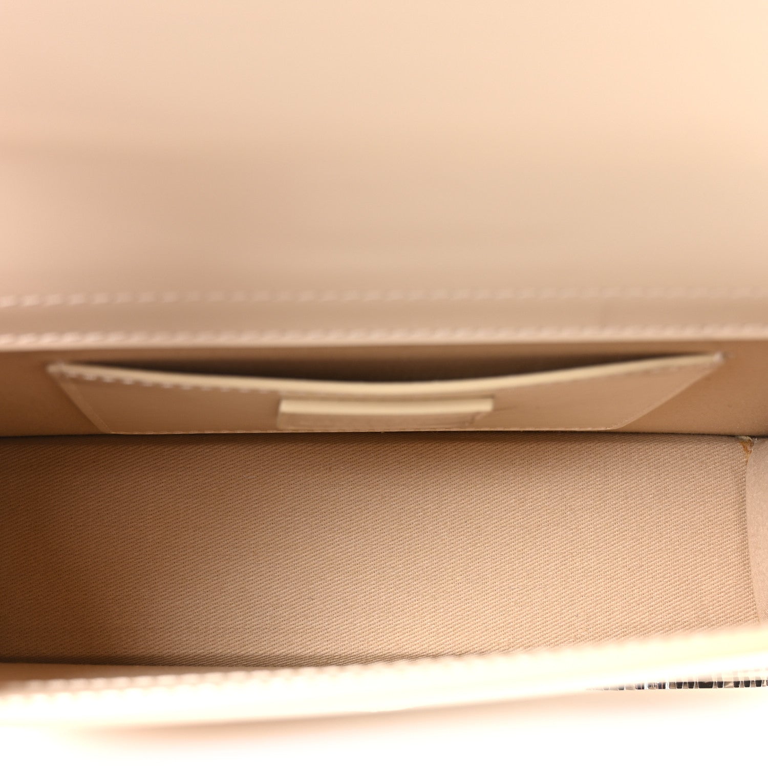 Jacquemus Smooth Calfskin Le Grand Bambino Ivory 5 of 9