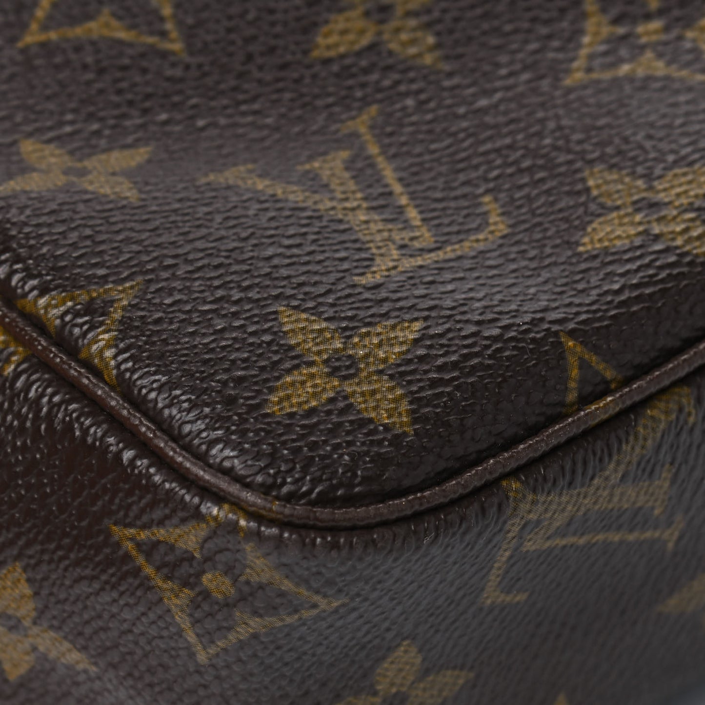 Monogram Trousse Toilette 23