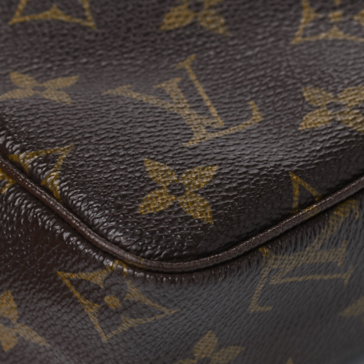 Louis Vuitton Monogram Trousse Toilette 23 8 of 9