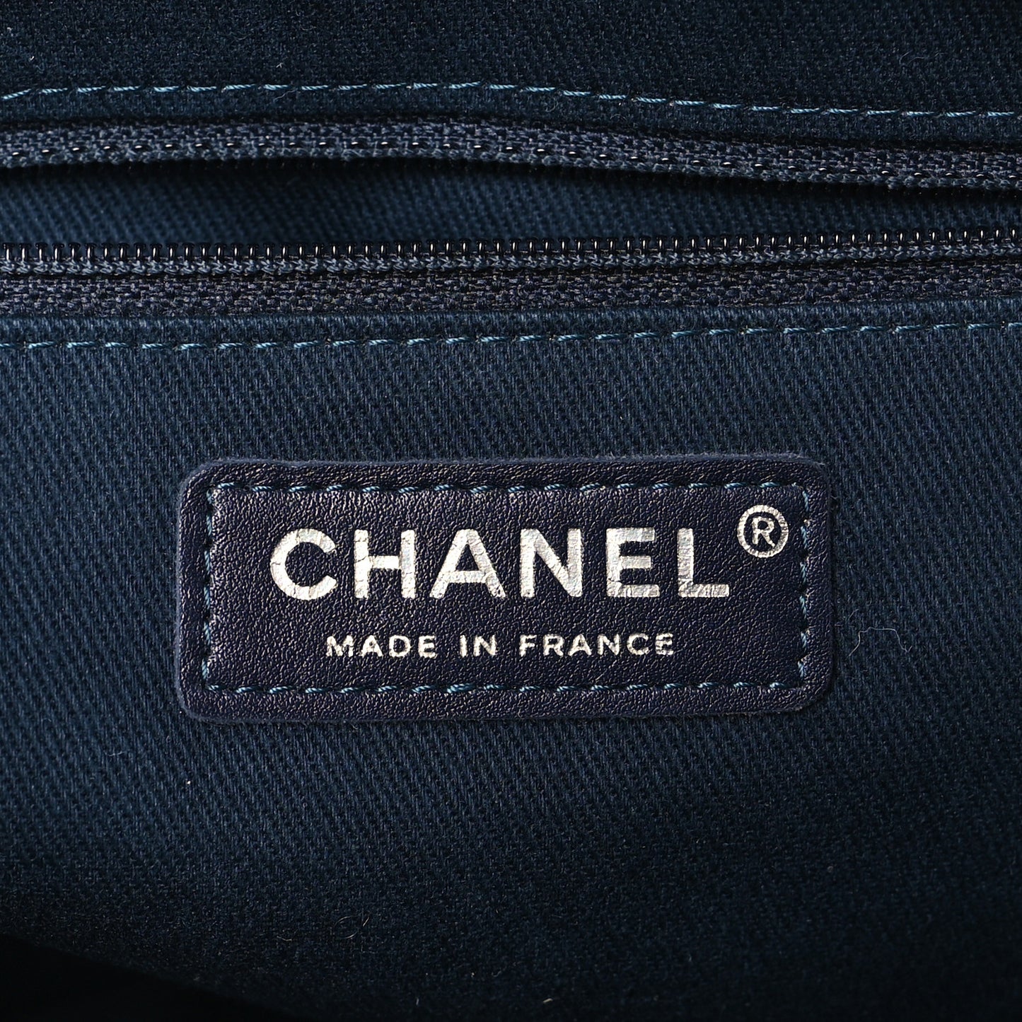Caviar Quilted Jumbo Easy Flap Blue