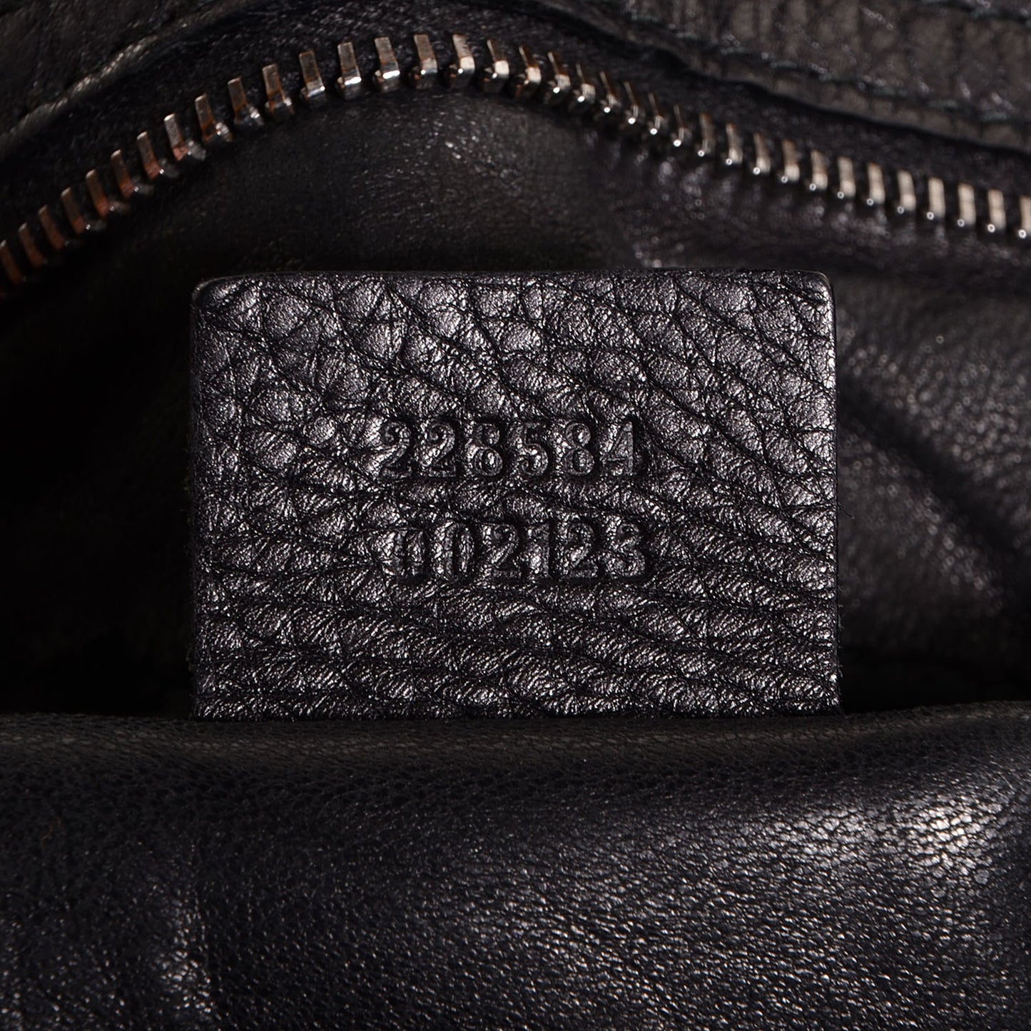 Leather Icon Bit Medium Shoulder Bag Black