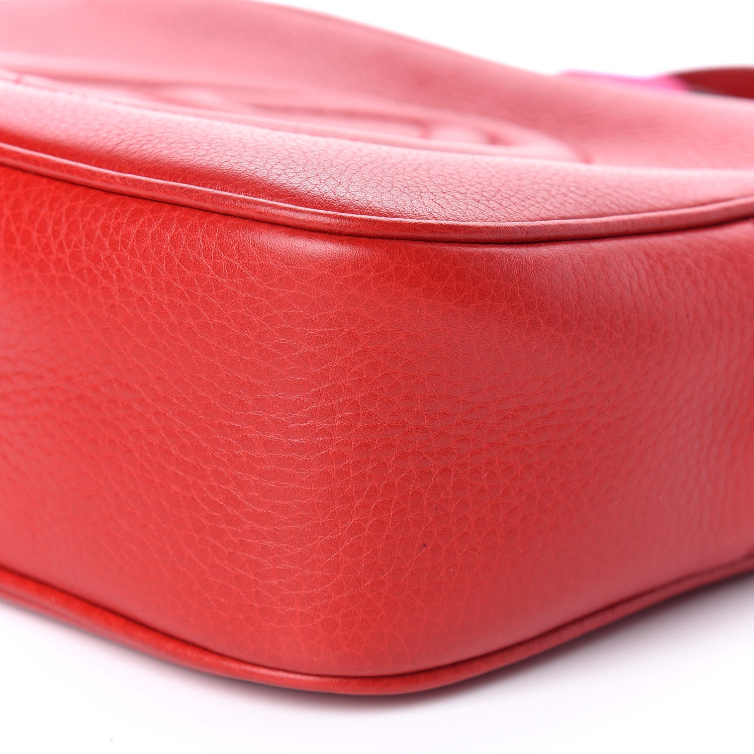 Gucci Pebbled Calfskin Small Soho Disco Bag Tabasco Red 6 of 10