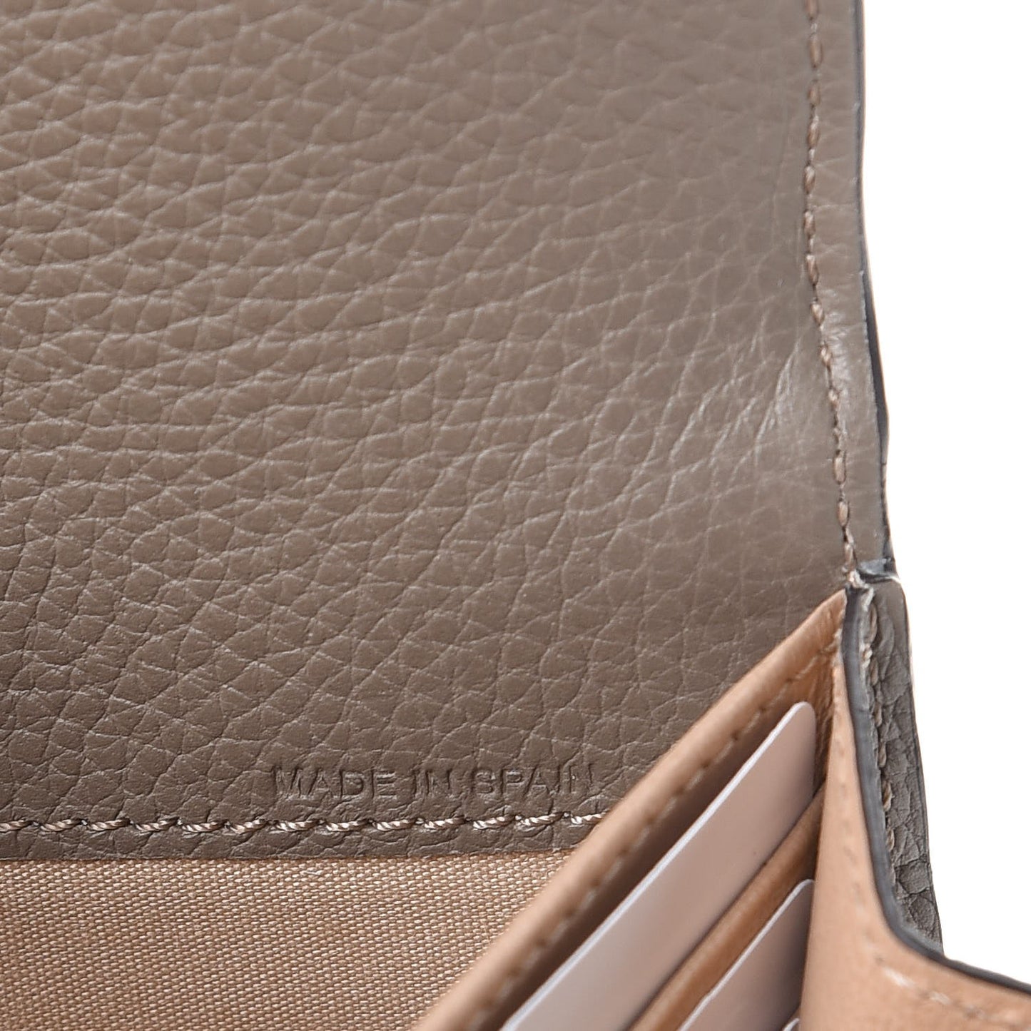 Calfskin Georgia Flap Wallet Motty Grey