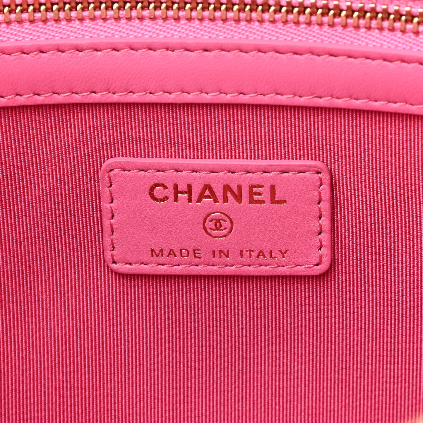 Lambskin Chevron Quilted Medium Cosmetic Case Pink