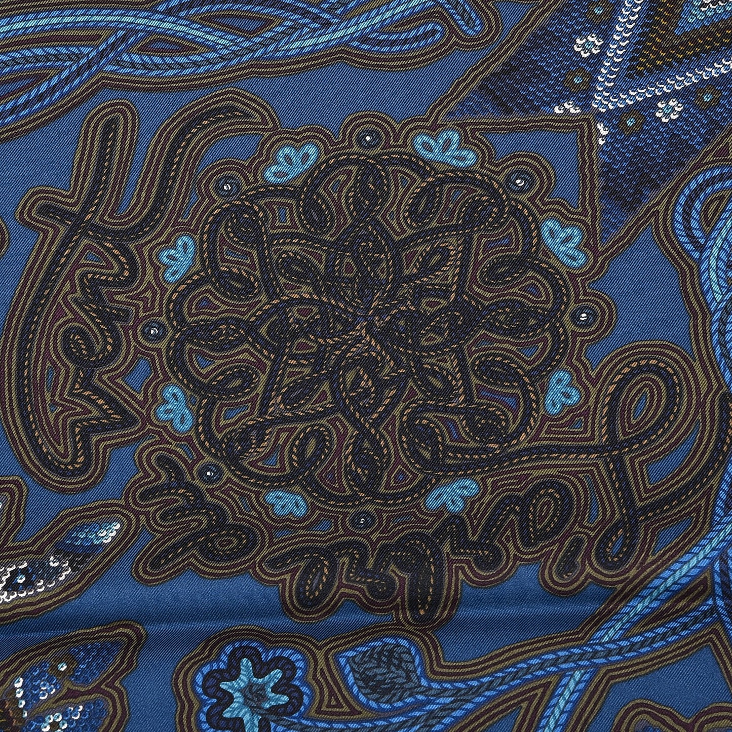 Silk L'Arbre Du Vent Scarf 90 Ardoise Creme Kaki Clair