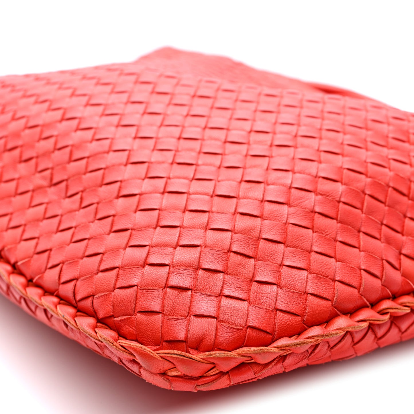 Nappa Intrecciato Large Veneta Hobo Corniola