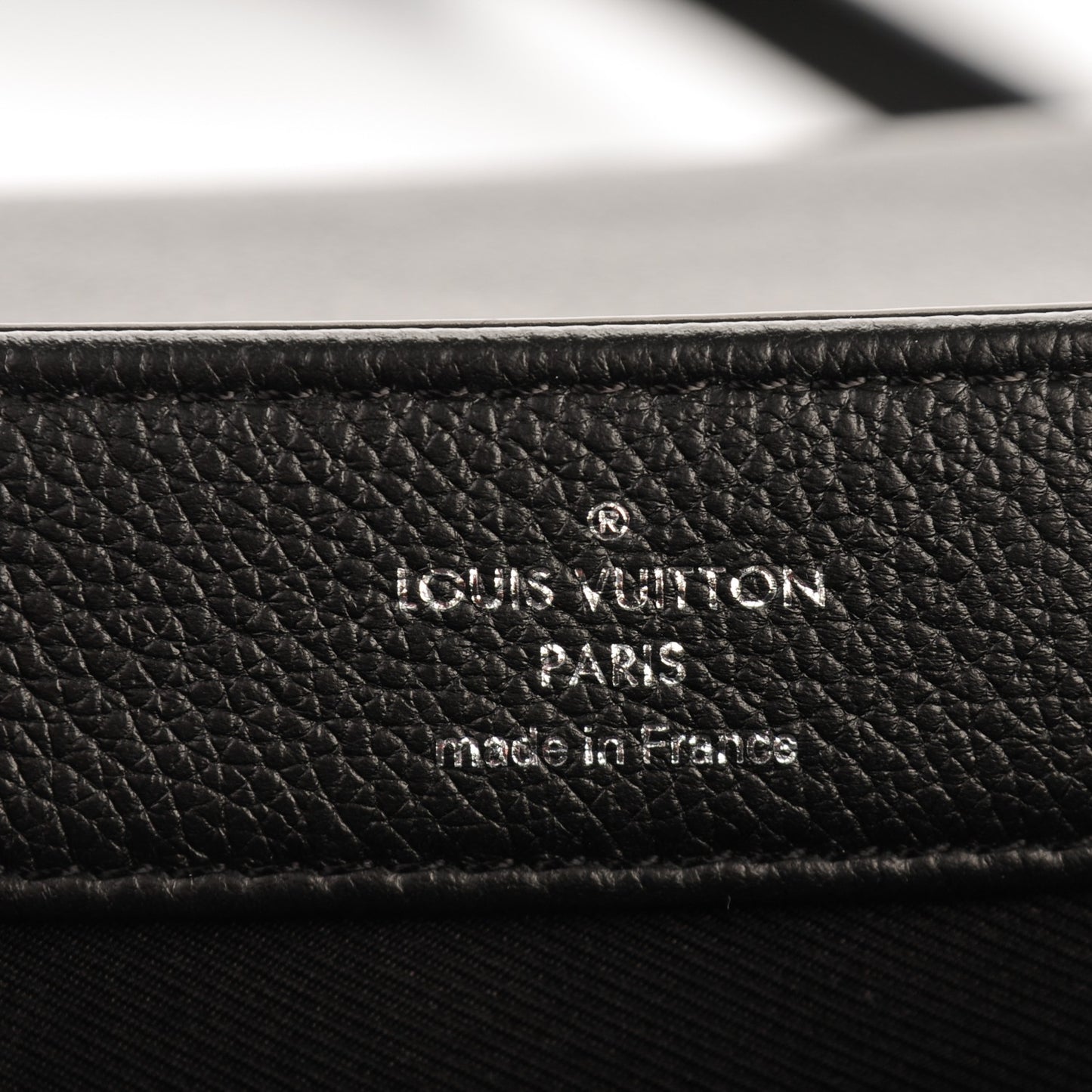 Calfskin Lockme II Chain Bag BB Black