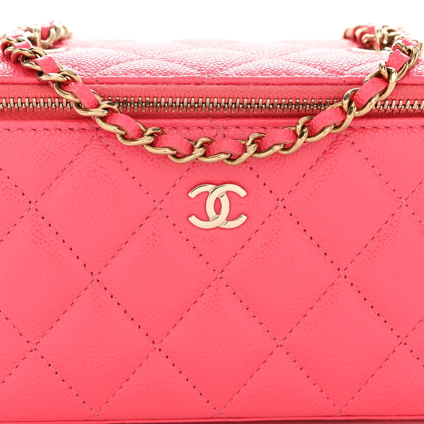 Caviar Quilted Small Vanity Case With Chain Pink