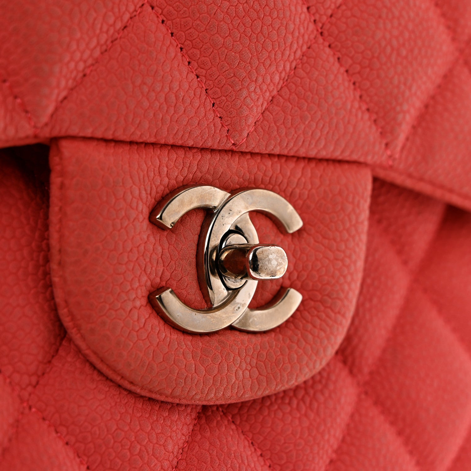 Chanel Iridescent Caviar Quilted Jumbo Double Flap Coral 11 of 17