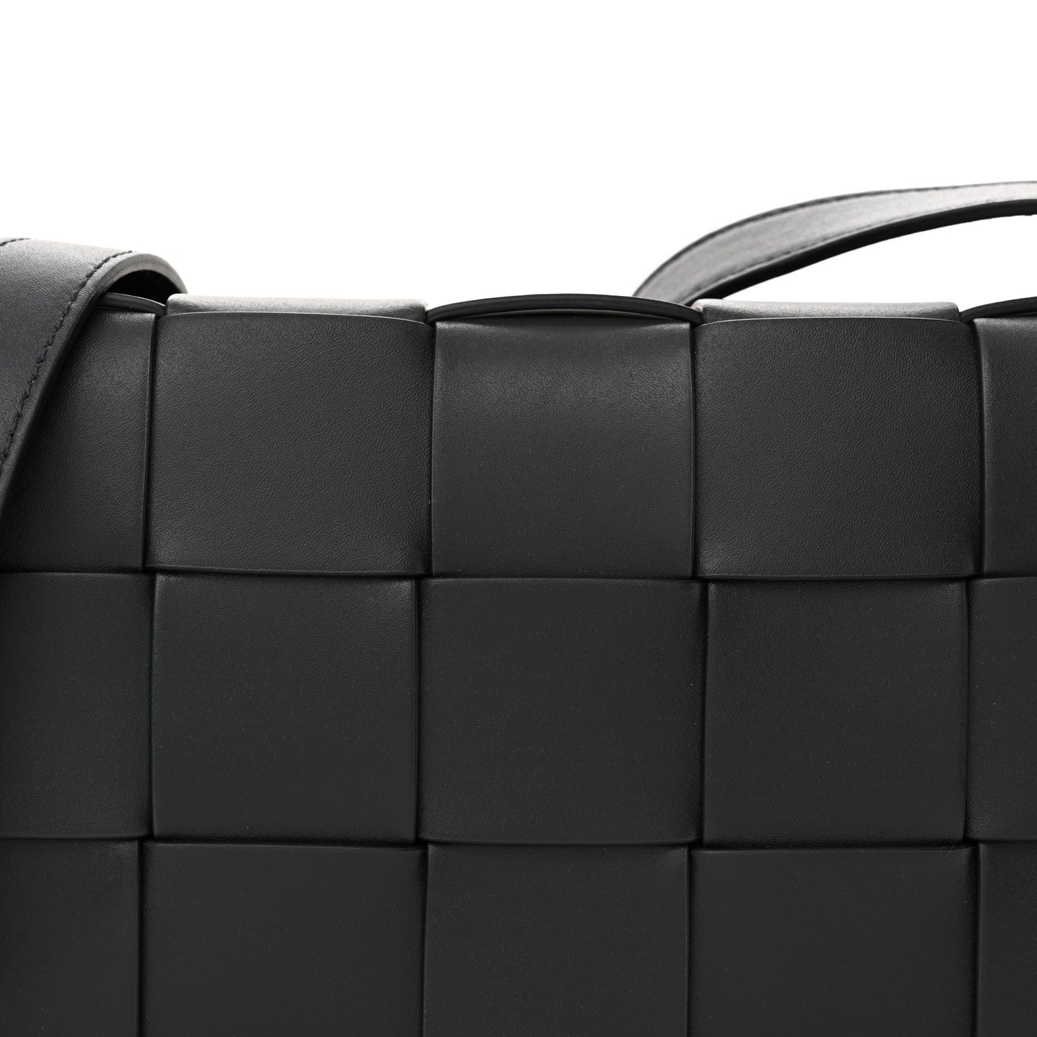 Bottega Veneta Calfskin Maxi Intreccio Cassette Bag Ardoise Glacier 8 of 11