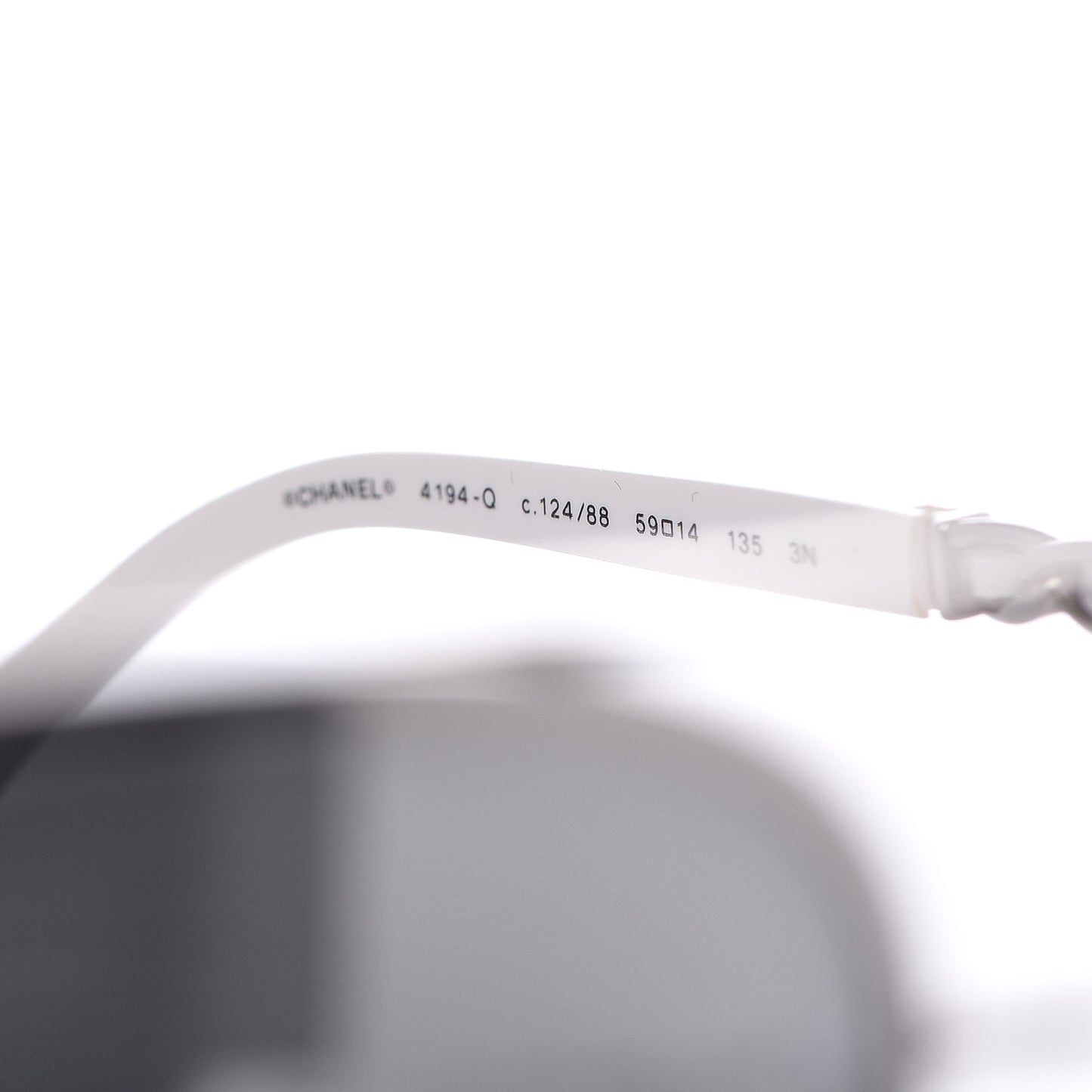 Lambskin Aviator Chain Sunglasses 4194-Q White