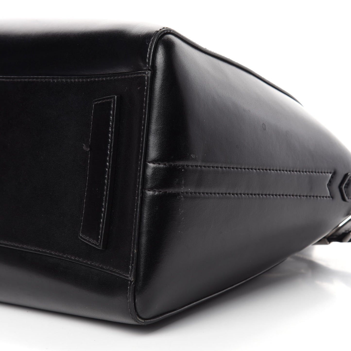 Shiny Lord Calfskin Medium Antigona Black