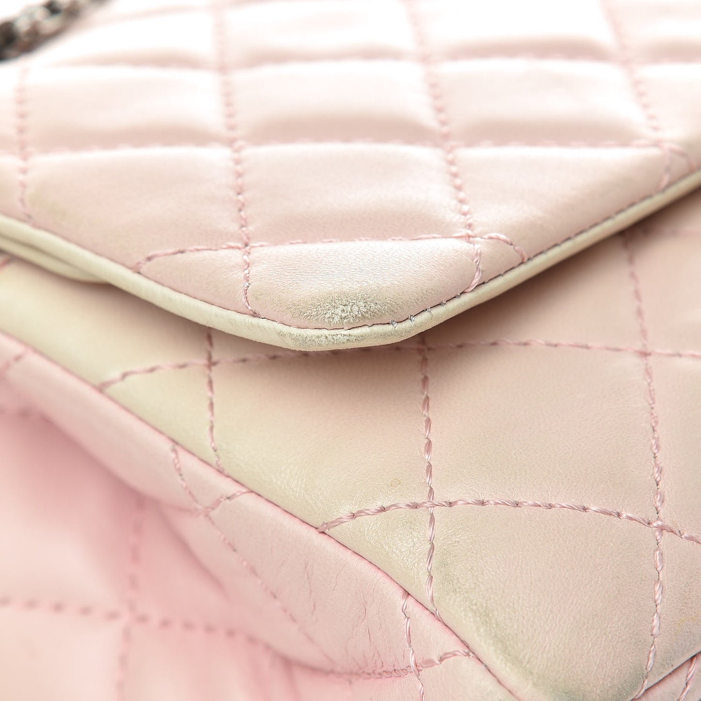 Lambskin Degrade Quilted 2.55 Reissue 226 Flap Pink