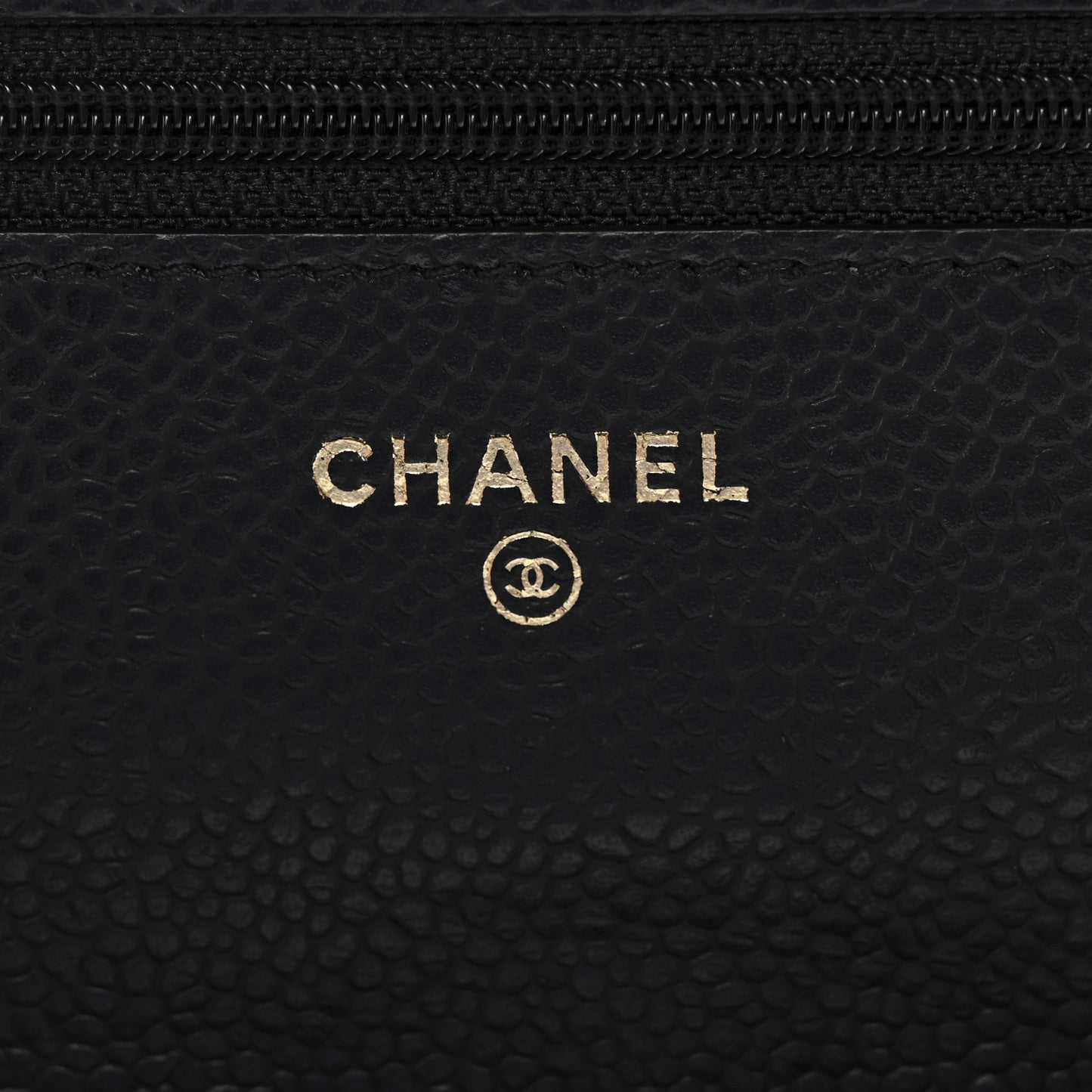 Caviar Quilted Wallet on Chain WOC Black