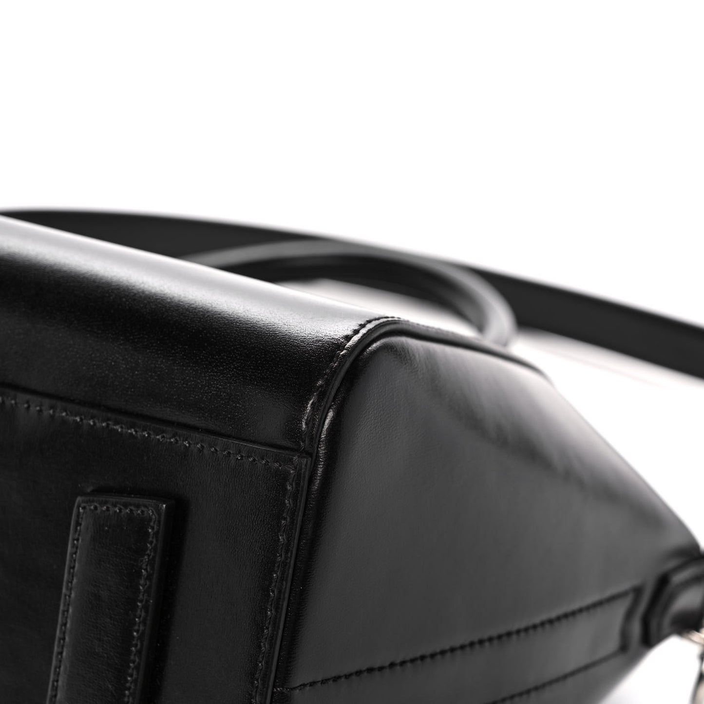 Shiny Lord Calfskin Small Antigona Black