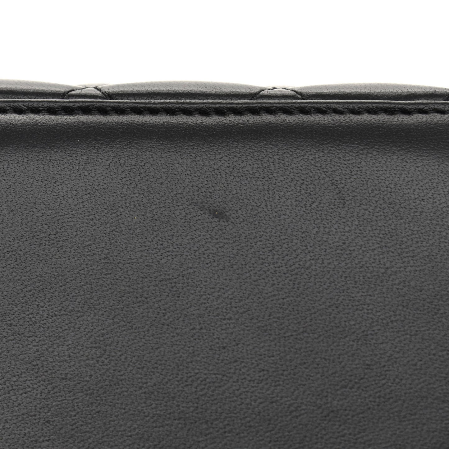 Lambskin Quilted Small Pearl Crush Vanity Case With Chain Black