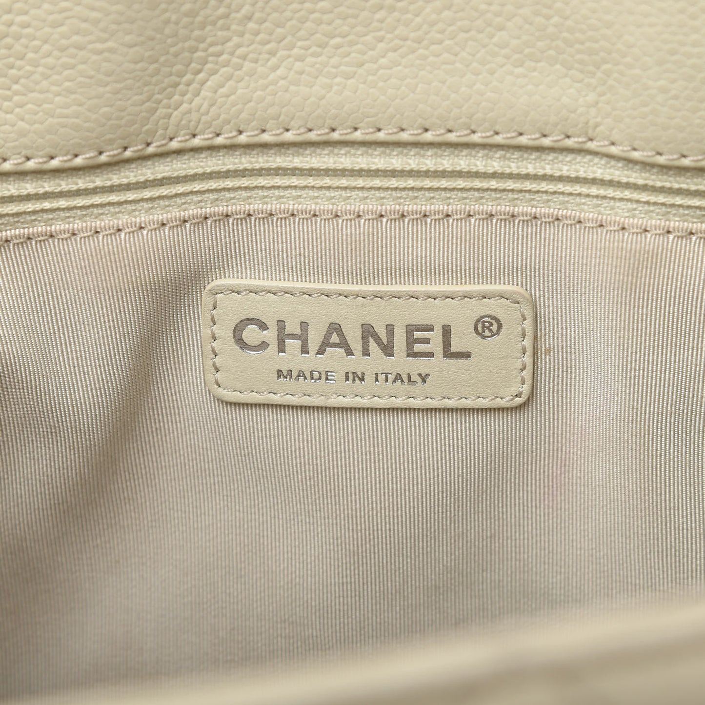 Caviar Quilted Grand Shopping Tote GST White