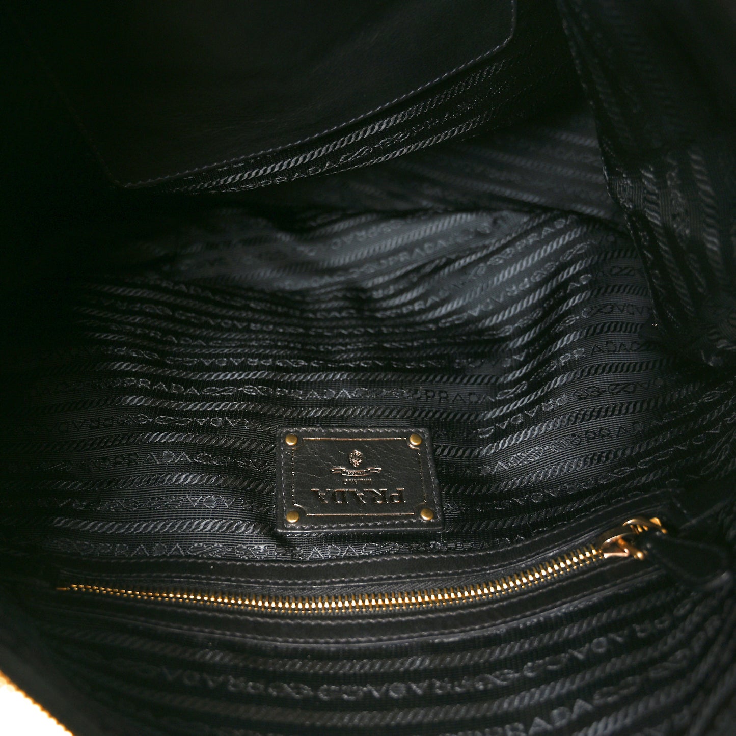 Cervo Shine Tote Black