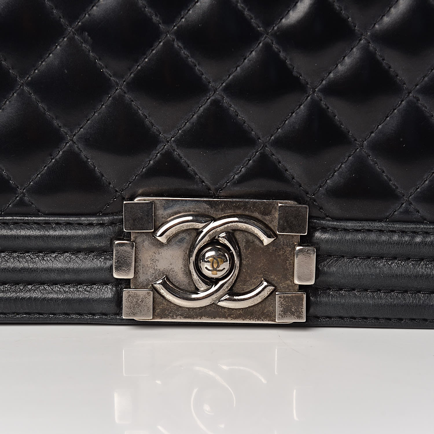 Chanel Glazed Calfskin Quilted Medium Boy Flap Black 24 of 24