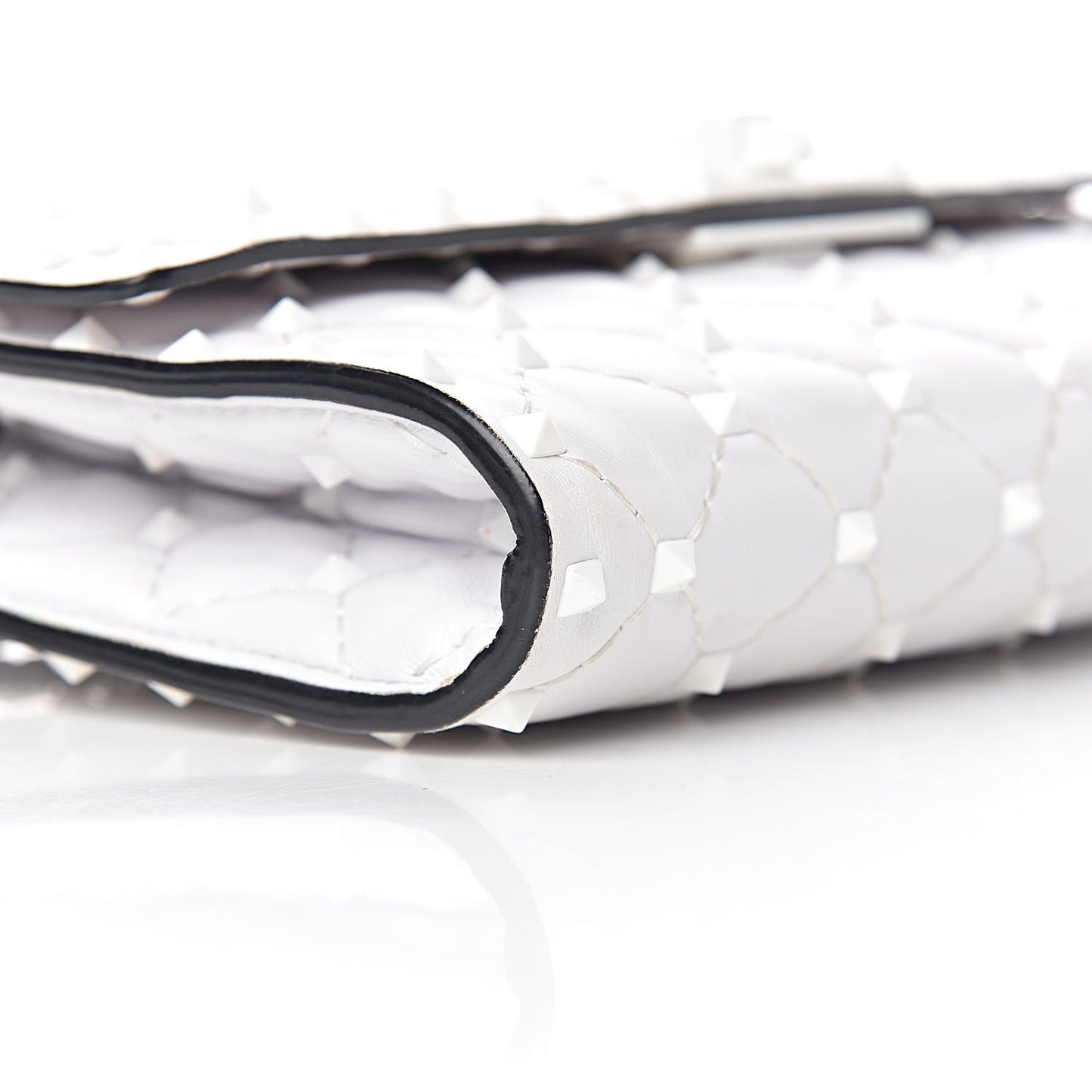 Lambskin Free Rockstud Spike Wallet on Chain Optic White