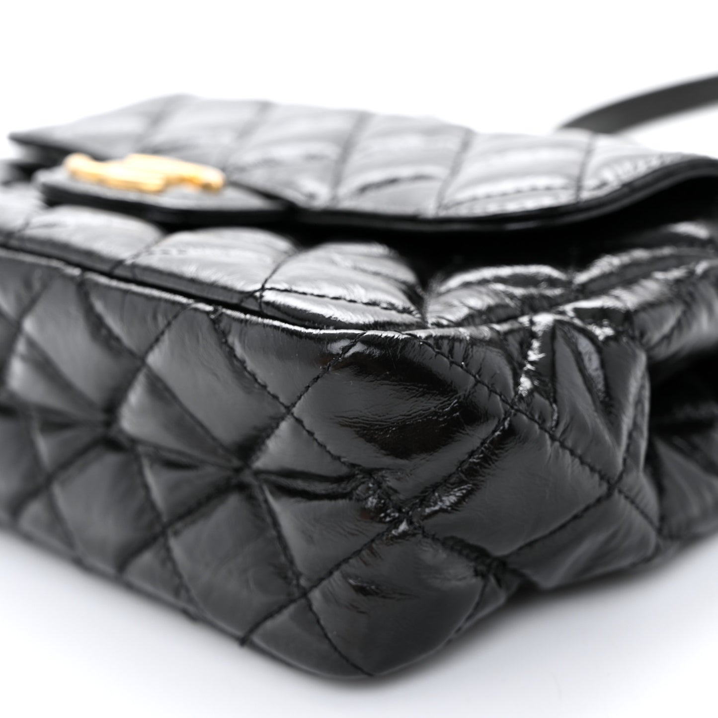 Shiny Crumpled Calfskin Quilted Wavy CC Hobo Black