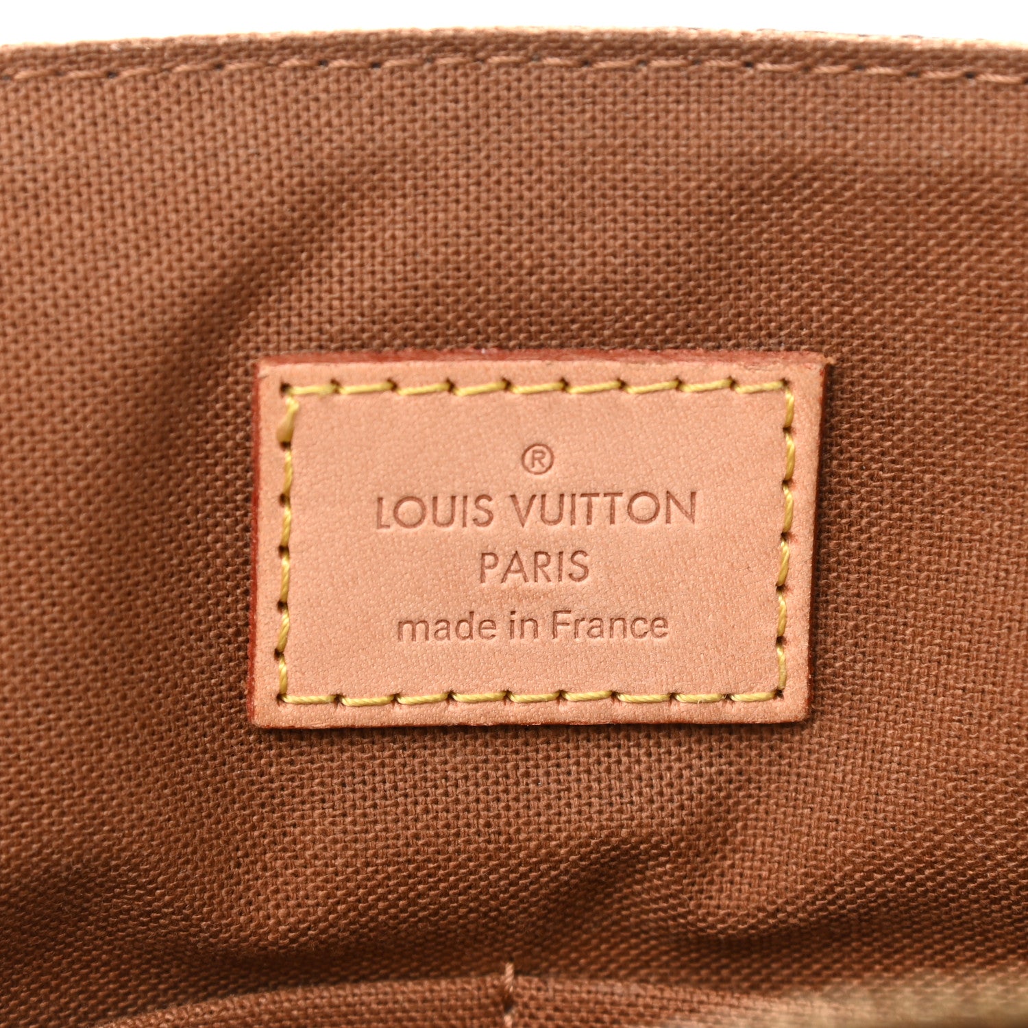 Louis Vuitton Monogram Beaubourg MM Messenger Bag 6 of 11